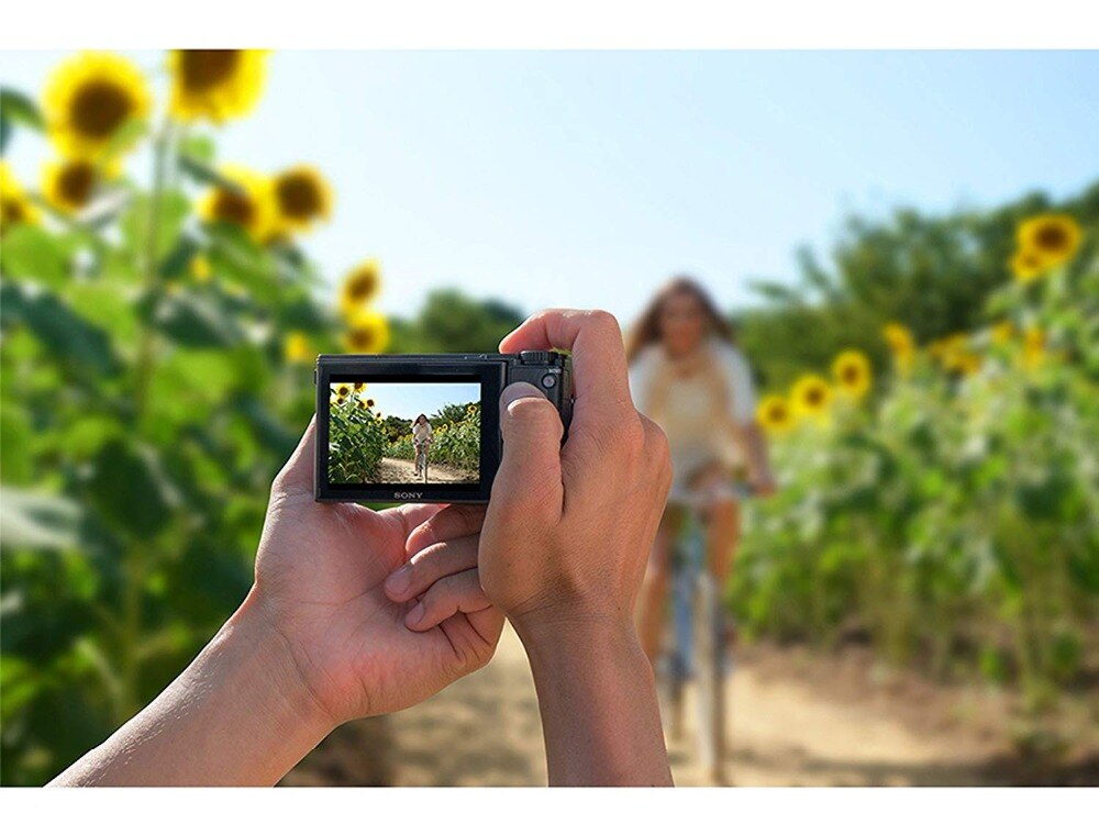 Sony-Cyber-shot-DSC-RX100-V-20-1-MP-Digital-Still-Camera-with-3-OLED-flip-5